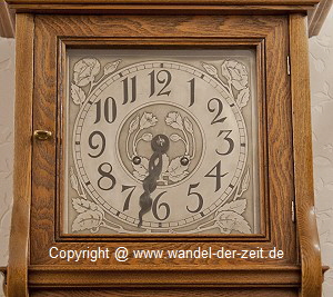 Jugendstil Freischwinger Badische Uhrenfabrik Eiche 05