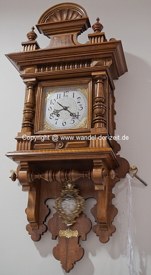 Lenzkirch Freischwinger Nussbaum Gründerzeit 03